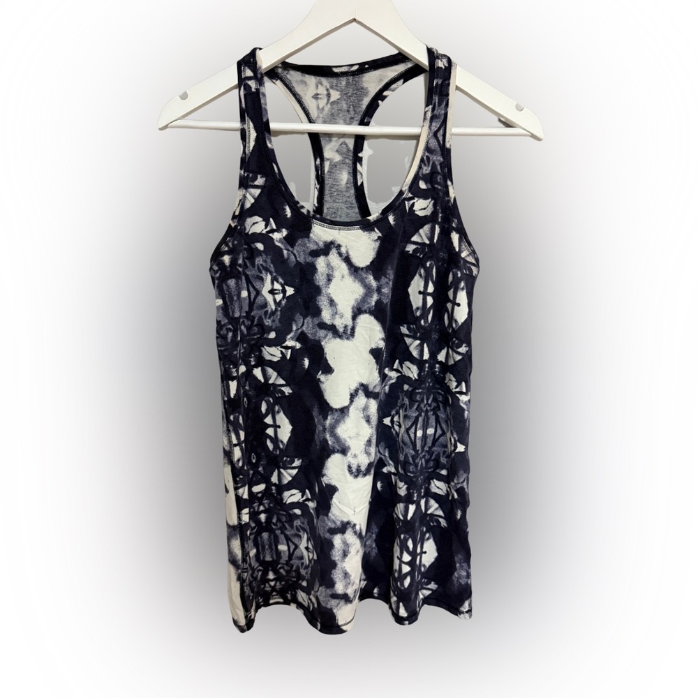 Lululemon White and Blue Tank Top Size 8